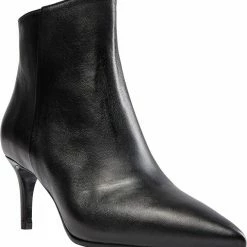 Apair Low Classic Stilletto Bootie Black