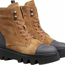 Lloyd 05894111 Brown